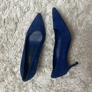 Via Spiga navy pump